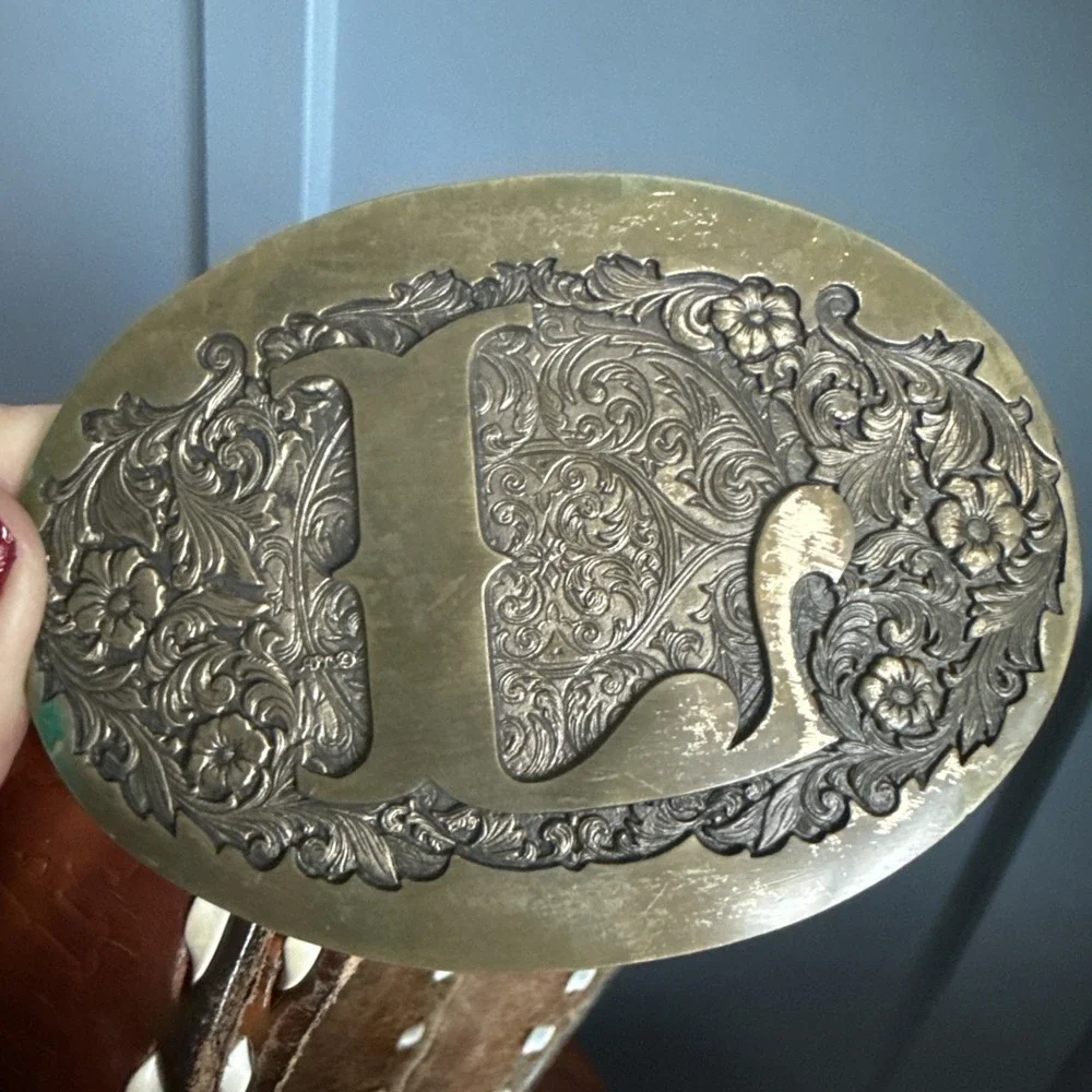 Vintage Handmade Tooled Leather Belt Larry Western Oak Leaf Acorn 45